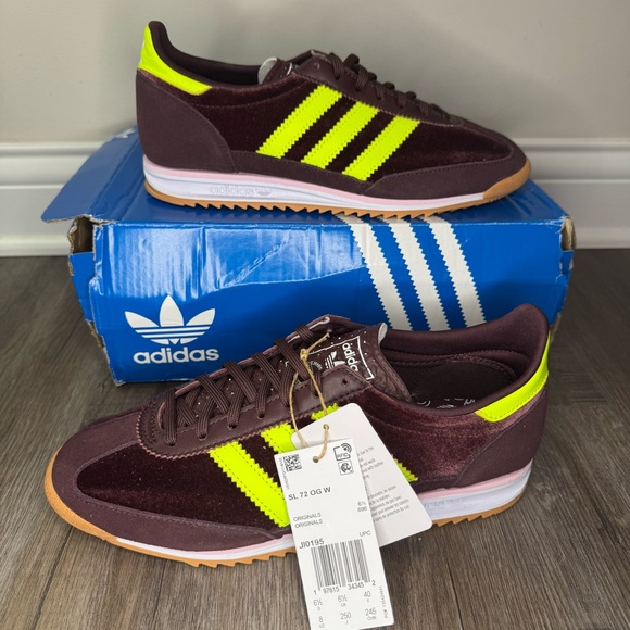 adidas Women's Sneakers in Brown and Neon Yellow - Picture 4 of 11